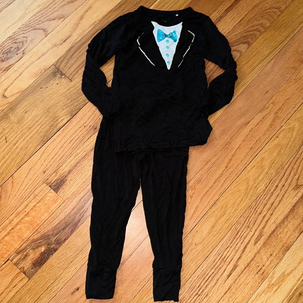 Posh Peanut - tuxedo print 2T